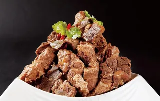 农家酱大骨图片