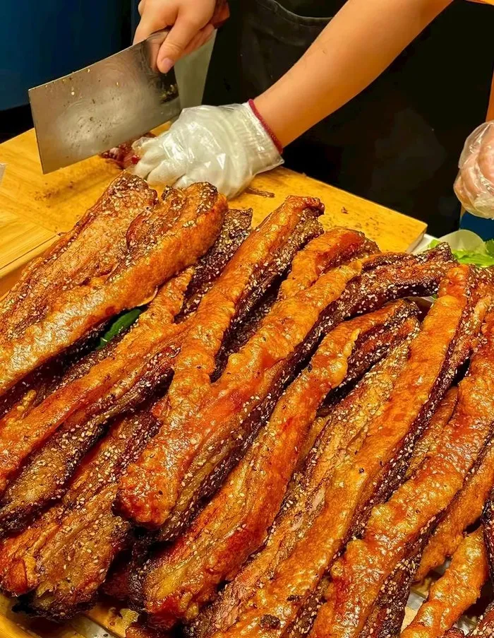 脆皮五花肉图片