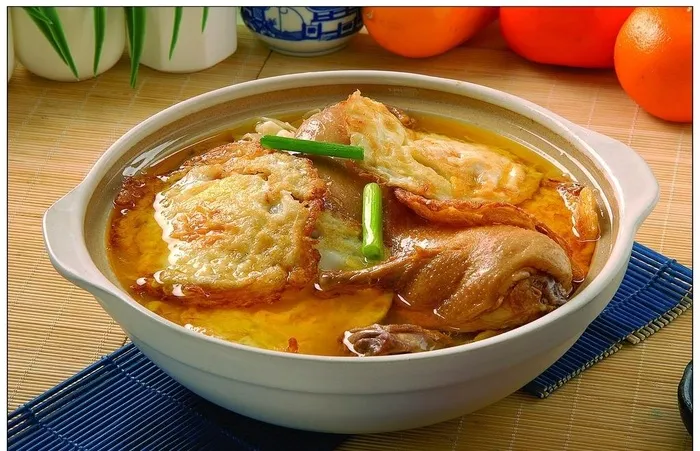 荷香鸡腿煲图片