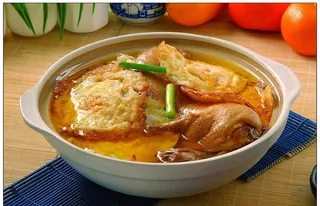 荷香鸡腿煲图片