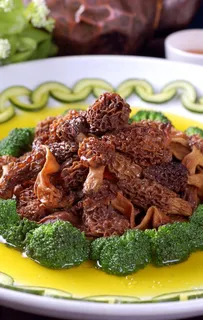 鸡汁羊肚菌图片