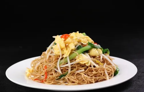 鸡蛋炒面图片