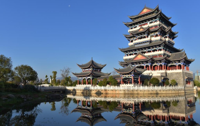 清华湖图片