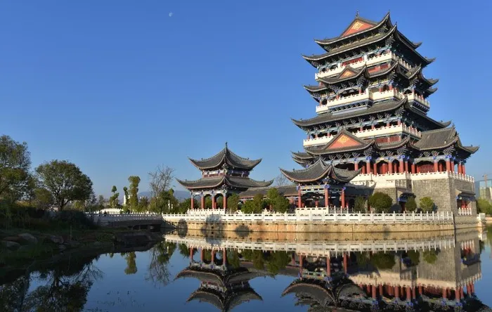 清华湖图片