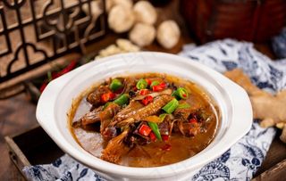 宣城水阳三宝 鸭脚包鸭翅豆干图片