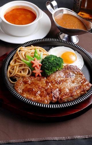 铁板非力牛排套餐图片