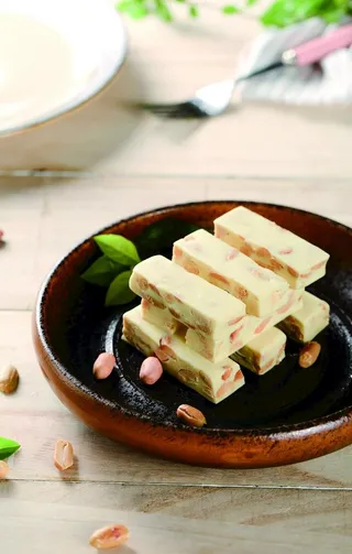 花生牛轧糖图片