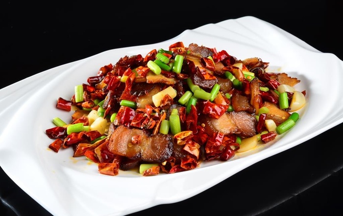 坛香肉蒜苔炒腊肉图片