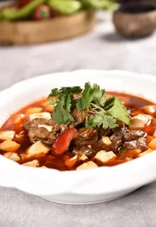 豆花牛腩图片 豆花牛腩图片