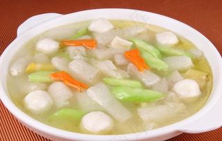 上汤鱼丸烩竹荪图片