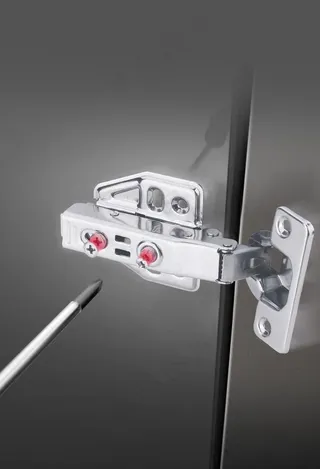 小角度铰链五金海报图片