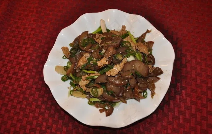 茄子炒肉图片