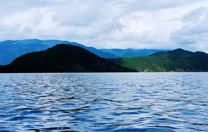 泸沽湖图片
