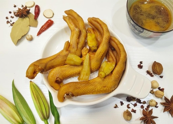 泡椒鸭爪图片
