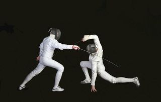 击剑运动图片