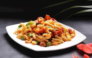 葱香小河虾图片