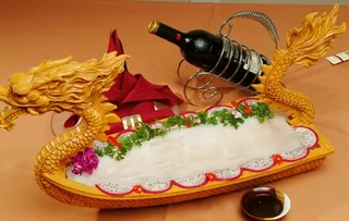 生鱼片刺身图片