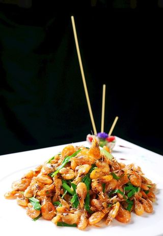 韭香小河虾图片