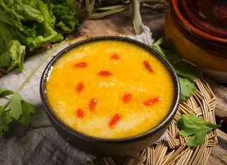 枸杞小米粥图片