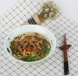 肥肠螺蛳粉图片