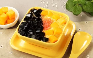 杨枝甘露凉粉图片