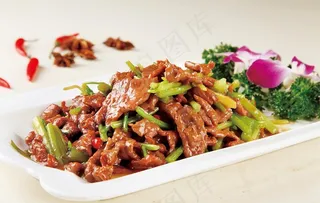 小炒黄牛肉图片