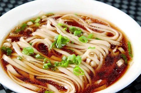 阳春面条图片 阳春面条图片