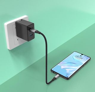 墙插手机充电器图片