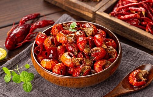 麻辣龙虾尾图片