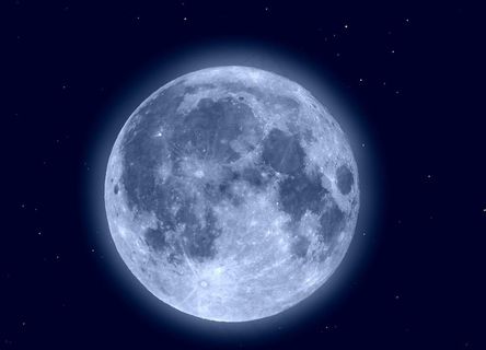 发光的月球月亮图片