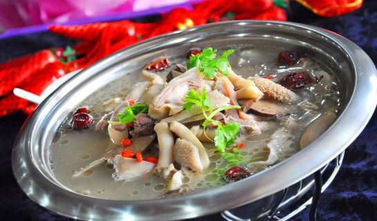 滋补羊杂火锅图片