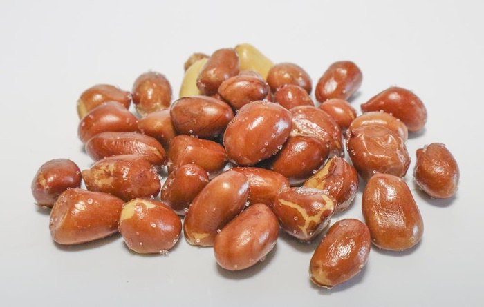 油炸花生米图片