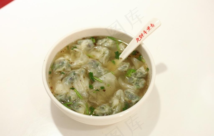 荠菜大馄饨图片