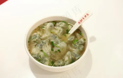 荠菜大馄饨图片 荠菜大馄饨图片