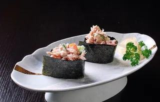 寿司金枪鱼沙律寿司图片