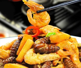 鲜虾爆蚕蛹图片