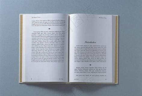 书本翻开样机场景模板图片