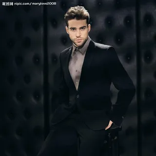 时尚发型男模图片