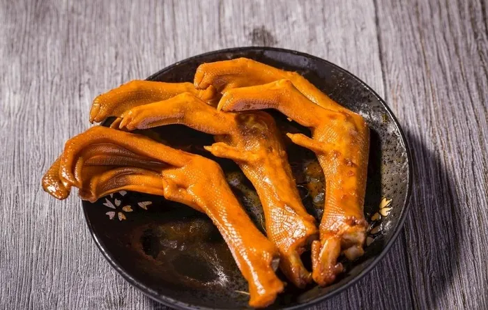 卤鸭脚图片