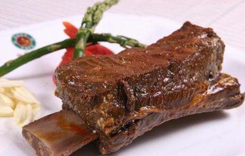 碳烤牛肋排图片