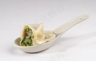 荠菜鲜肉馄饨图片