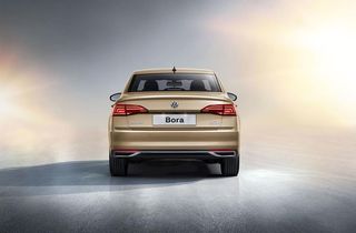 一汽大众宝来车尾海贝金psd图片