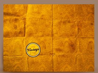 复古花纹褶皱纸图片