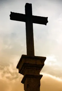 教堂十字键特写图片