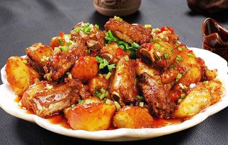 排骨土豆图片