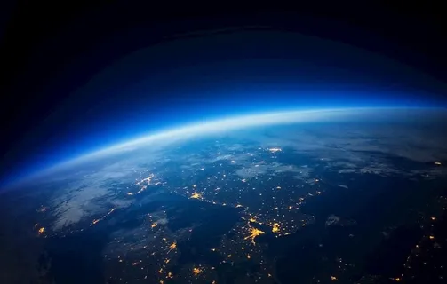 科幻太空地球图片