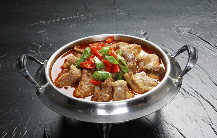 锅仔羊排图片
