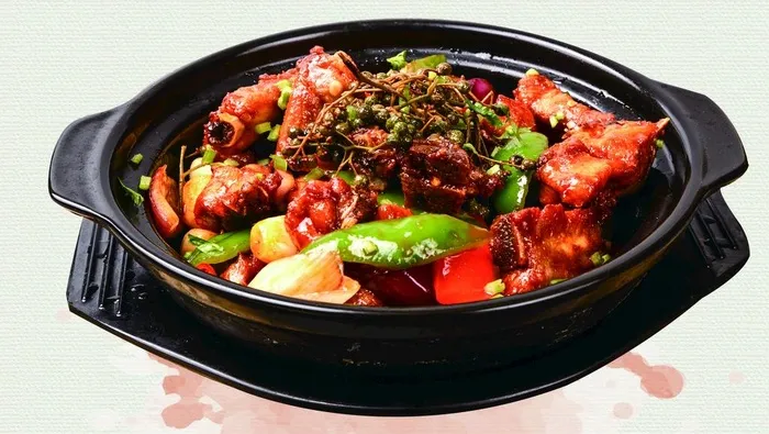 排骨砂锅图片