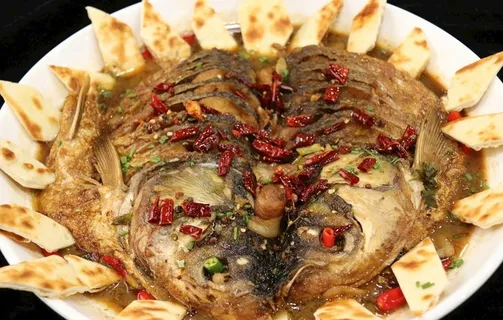 鱼头泡饼图片 鱼头泡饼图片