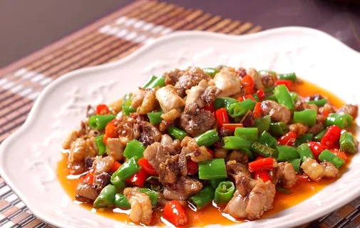 尖椒鸡图片 尖椒鸡图片
